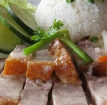 Hình ảnh Cơm heo quay