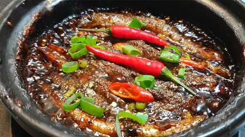 Hình ảnh Cá kèo kho rau răm 
