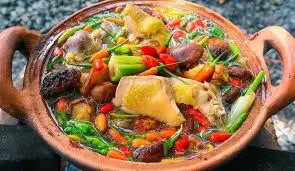 Hình ảnh Lẩu gà ớt hiểm