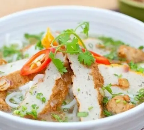 Hình ảnh Bánh canh chả cá nha trang