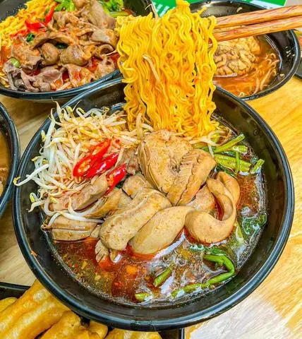 Hình ảnh Mì cật chua cay