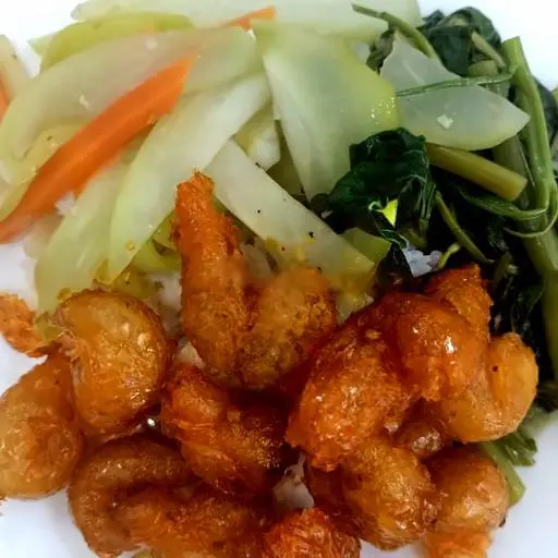 Hình ảnh Cơm tôm đậu xanh rim chay