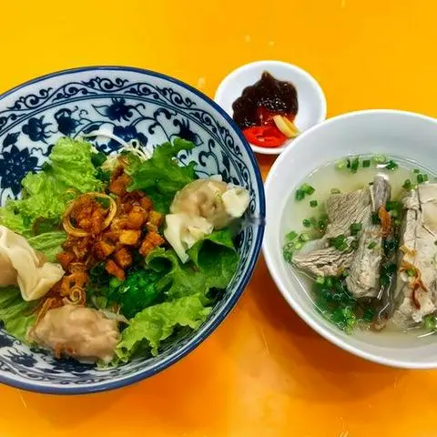Hình ảnh Hoành thánh xí quách