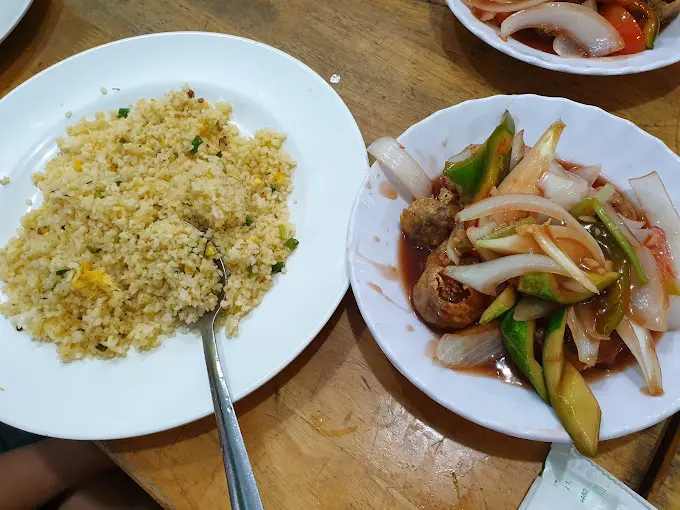 Hình ảnh Cơm xào bò củ hành