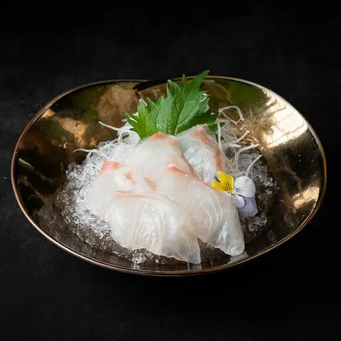 Hình ảnh Sashimi cá vược Nhật - 5 miếng