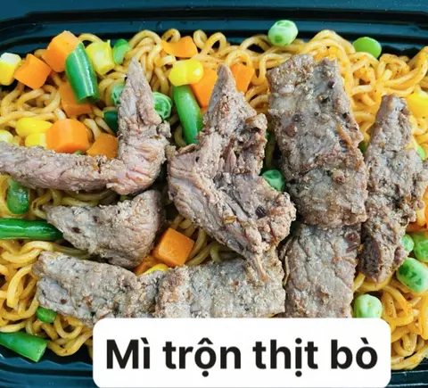 Hình ảnh Mì trộn thịt bò