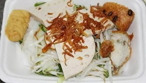 Hình ảnh Bánh ướt chả lụa chay