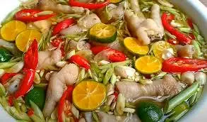 Hình ảnh Chân gà sốt sả tắc