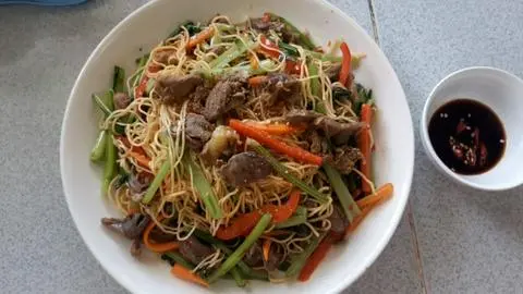 Hình ảnh Lòng xào mì