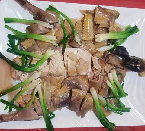 Hình ảnh Gà sao hấp hành hoa tiêu