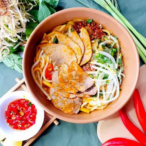 Hình ảnh Bún bò nạm