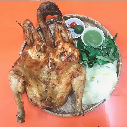 Hình ảnh Gà nướng nguyên con