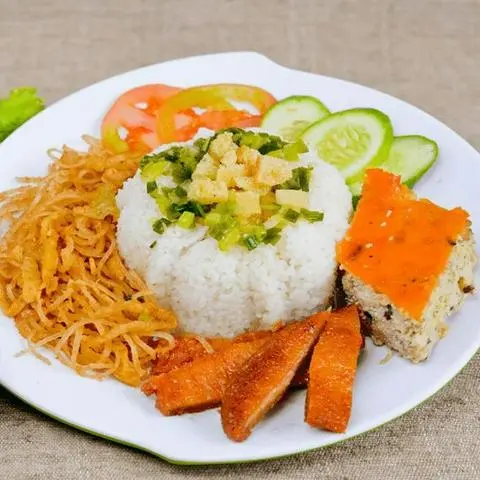 Hình ảnh Cơm chả bì