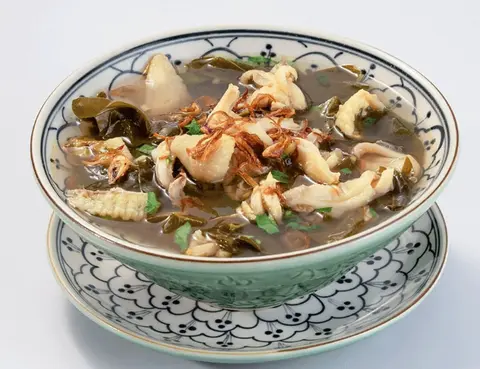 Hình ảnh Canh gà lá giang