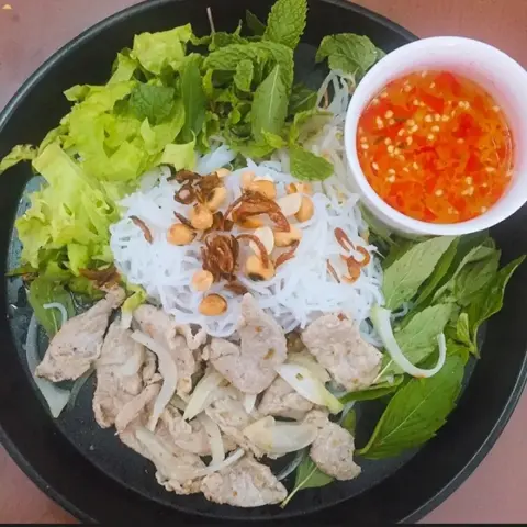 Hình ảnh Bún thịt xào