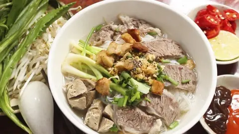 Hình ảnh Hủ tiếu mềm khô bò viên