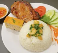 Hình ảnh Cơm sườn bì chả