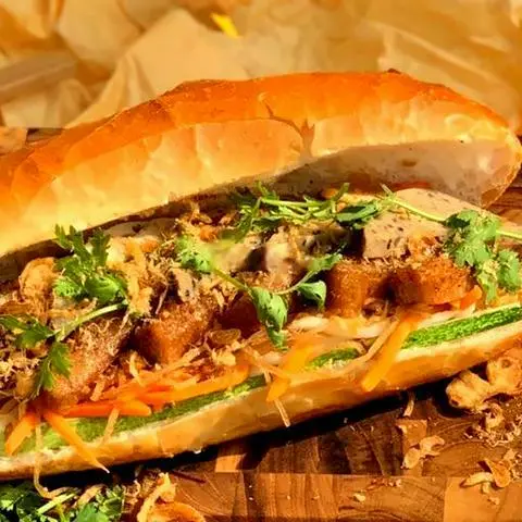 Hình ảnh Bánh mì chay Sườn bì (ĐẶC BIỆT)