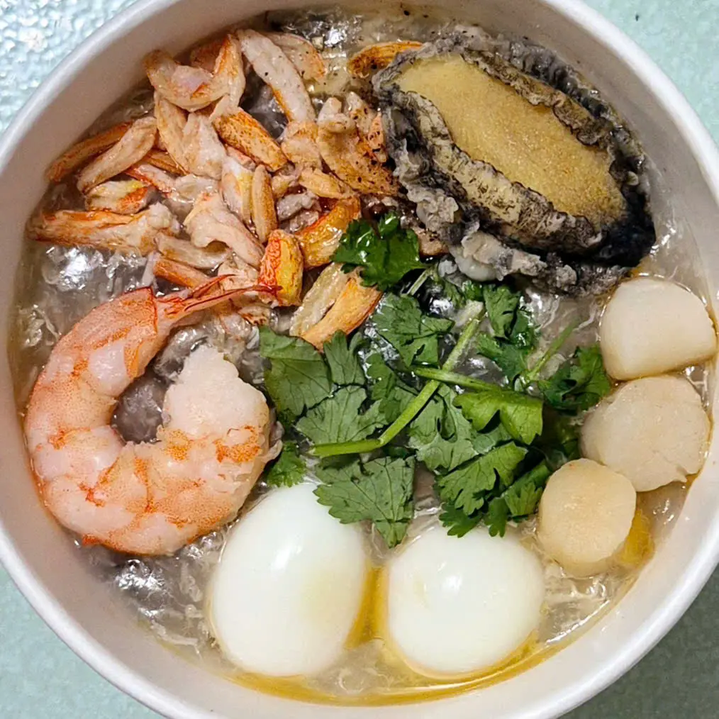 Hình ảnh Súp hải sản tôm- sò điệp - bào ngư