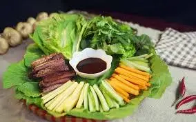 Hình ảnh Bò cuốn lá cải