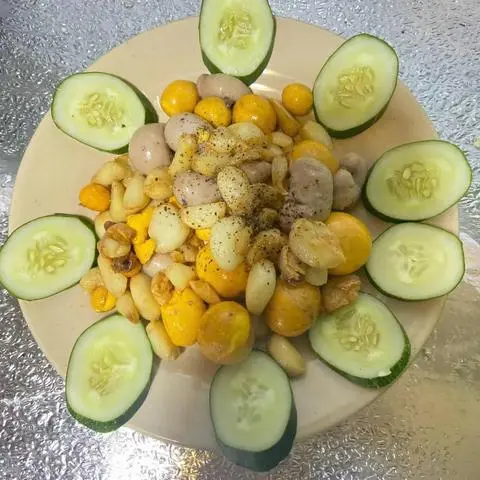 Hình ảnh Combo trứng non và kê gà cháy tỏi