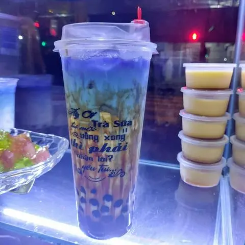 Hình ảnh Sữa tươi trân châu đường đen đậu biếc
