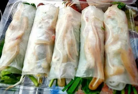 Hình ảnh Gỏi cuốn tai heo