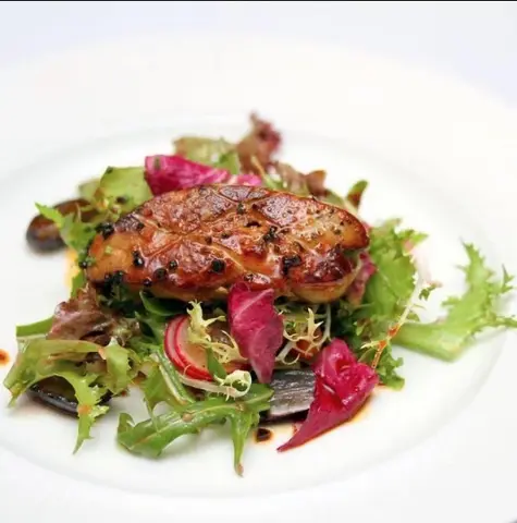 Hình ảnh Salad gan ngỗng pháp