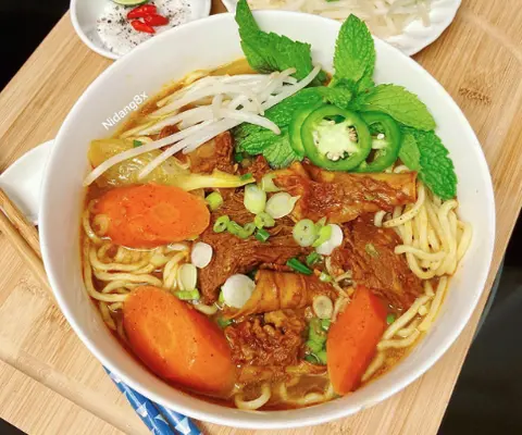 Hình ảnh Mì tươi bò kho