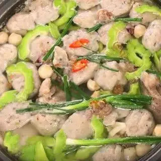 Hình ảnh Lẩu khổ qua cá thác lác
