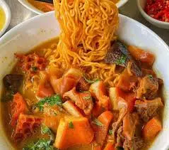 Hình ảnh Phá lấu - mì gói