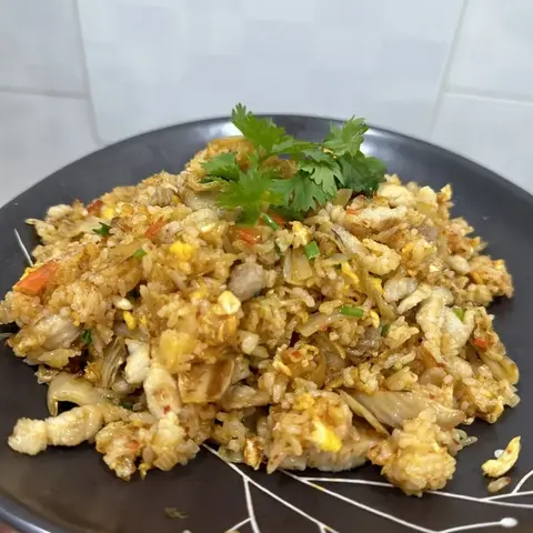 Hình ảnh Cơm chiên thịt heo kim chi