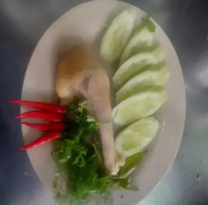 Hình ảnh Đùi gà thêm