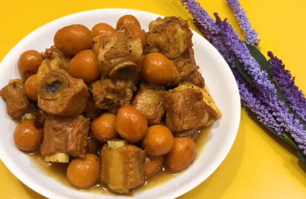 Hình ảnh Cơm sườn non trứng kho