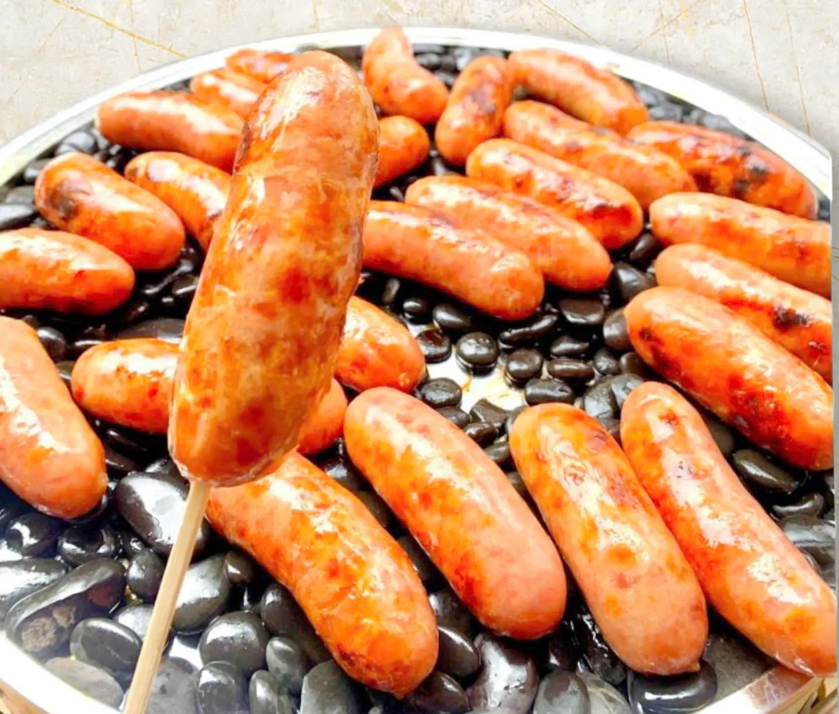 Hình ảnh Lạp xưởng nướng đá loại 1