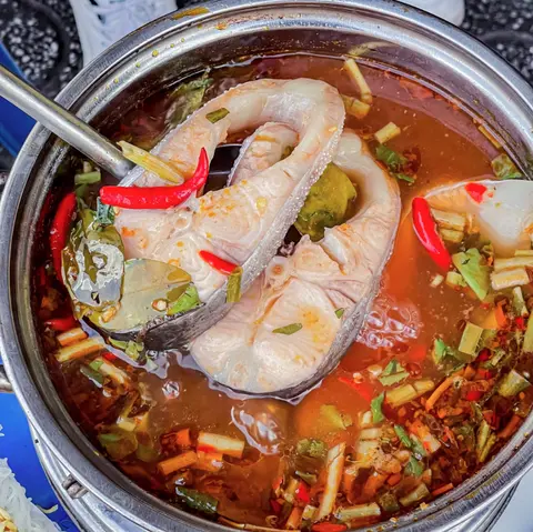 Hình ảnh Lẩu Thái cá hú