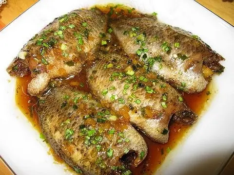Hình ảnh Cơm cá rô kho tiêu