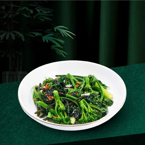 Hình ảnh Rau tập tàng xào tỏi
