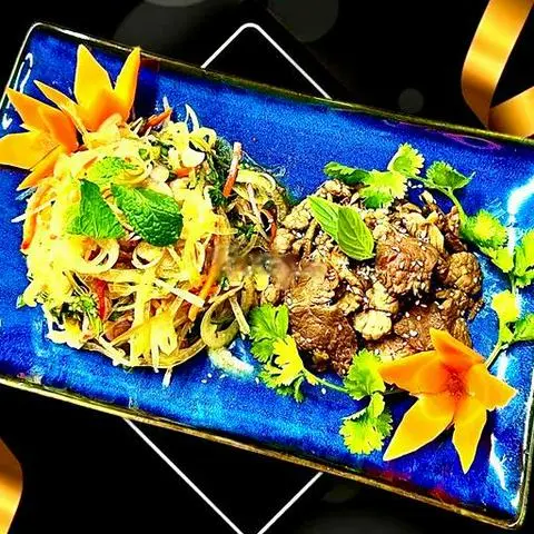 Hình ảnh Gỏi xoài bò sốt Thái