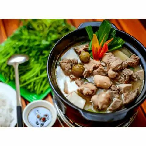 Hình ảnh Lẩu gà lá giang