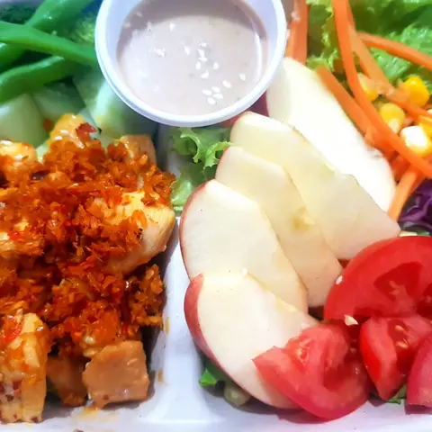 Hình ảnh Salad gà sốt satế