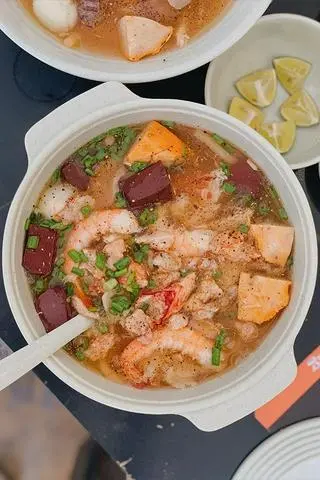 Hình ảnh Bánh canh cua tô thường