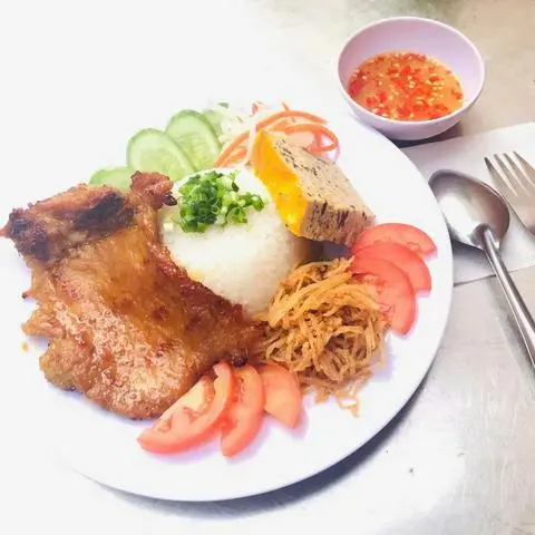 Hình ảnh Cơm Sườn Bì Chả Tôm