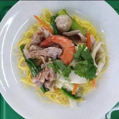 Hình ảnh Mì mềm xào thập cẩm khô