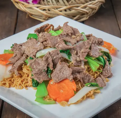 Hình ảnh Mì xào bò