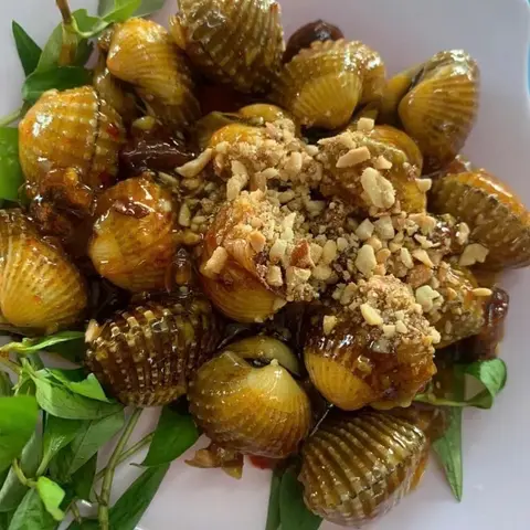 Hình ảnh Sò huyết rang me