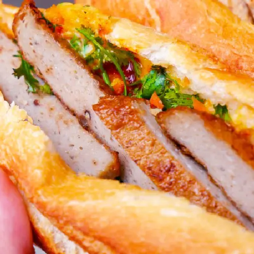 Hình ảnh Bánh mì chả cá