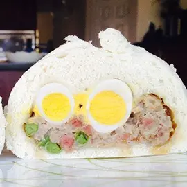 Hình ảnh Bánh bao 2 trứng cút