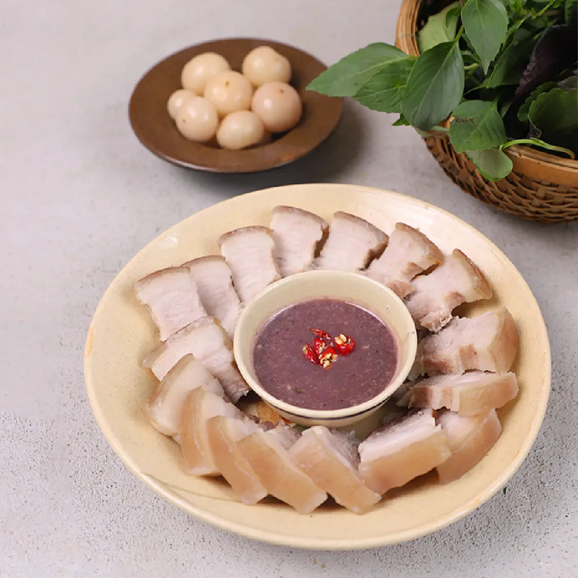Hình ảnh Cơm thịt luộc cà pháo mắm tôm
