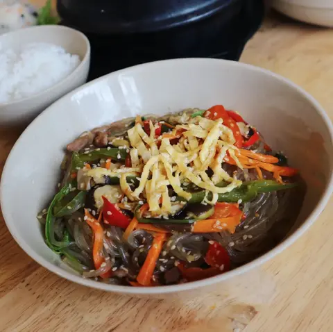 Hình ảnh Miến japchae